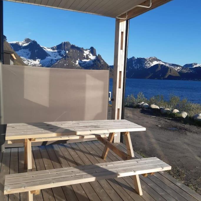 Senja, Husoy I Senja. Leilighet Med Utsikt Over Fjord Og Fjell Tofta Extérieur photo